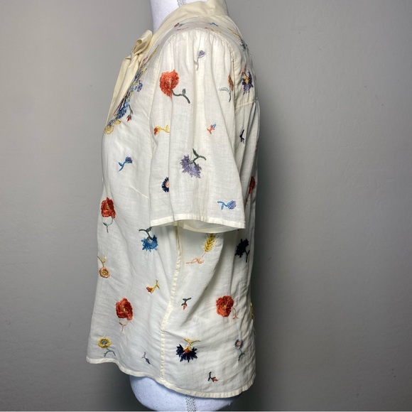 Ralph Lauren Cream Blouse with Colorful Embroidery - Picture 5 of 14